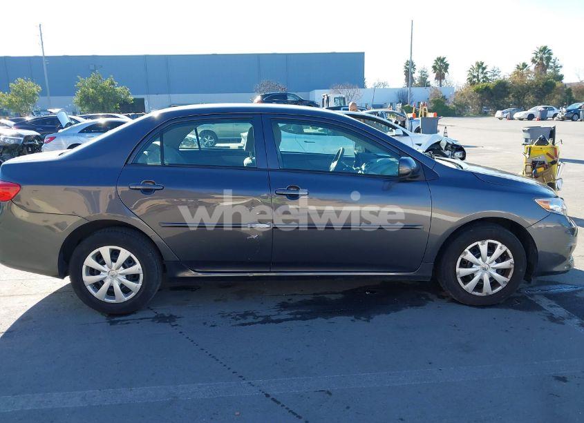 Photo 13 of 2010 Toyota Corolla LE (VIN 2T1BU4EE4AC371386)