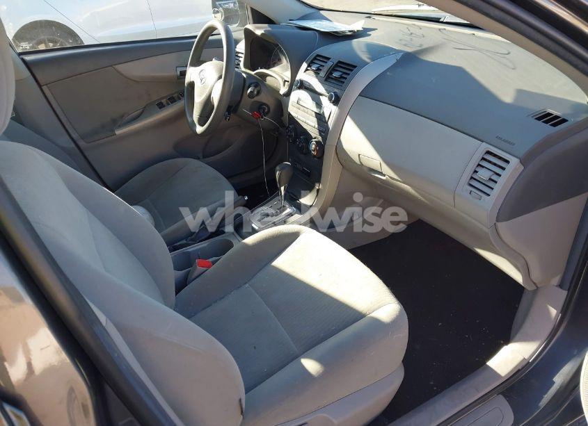 Photo 5 of 2010 Toyota Corolla LE (VIN 2T1BU4EE4AC371386)