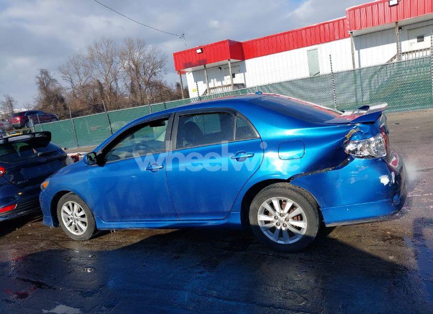 Photo 14 of 2010 Toyota Corolla S (VIN 2T1BU4EE4AC425009)