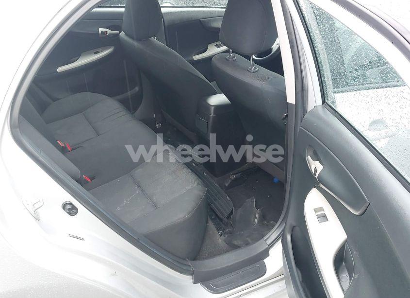 Photo 8 of 2010 Toyota Corolla S (VIN 2T1BU4EE4AC451755)