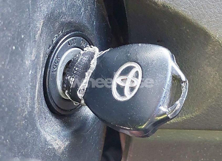 Photo 11 of 2010 Toyota Corolla S (VIN 2T1BU4EE4AC451836)