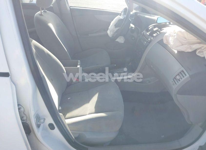 Photo 5 of 2010 Toyota Corolla LE (VIN 2T1BU4EE4AC502218)