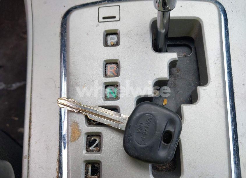 Photo 11 of 2010 Toyota Corolla S (VIN 2T1BU4EE4AC511372)