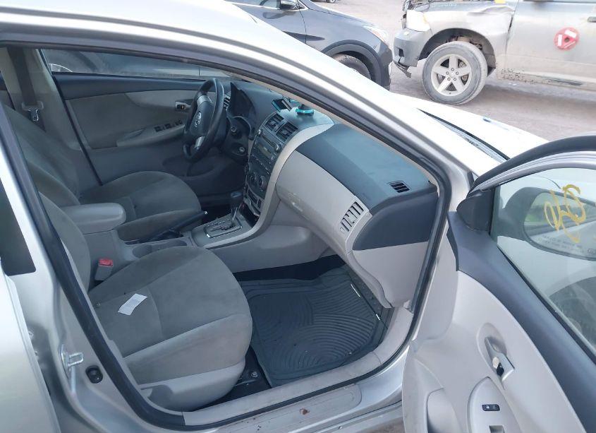 Photo 5 of 2011 Toyota Corolla LE (VIN 2T1BU4EE4BC549640)