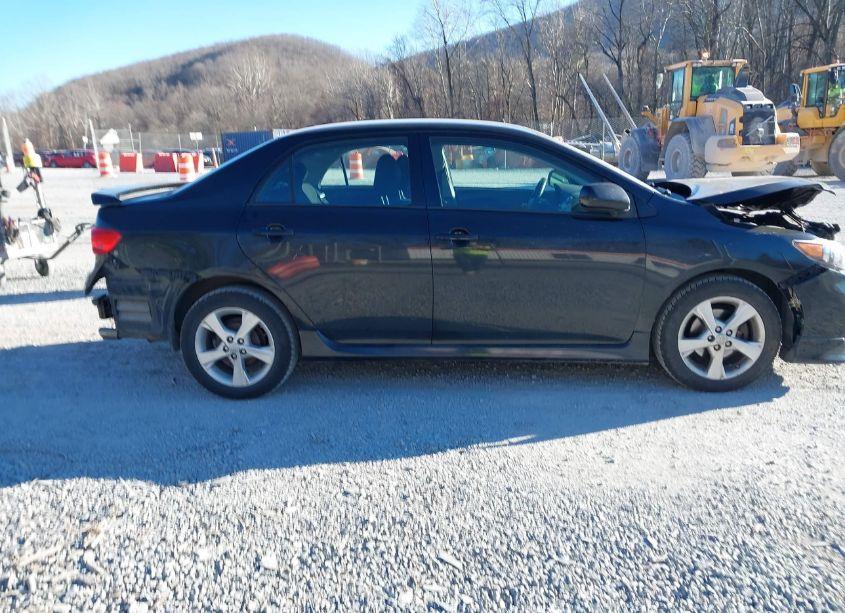 Photo 13 of 2011 Toyota Corolla S (VIN 2T1BU4EE4BC554126)
