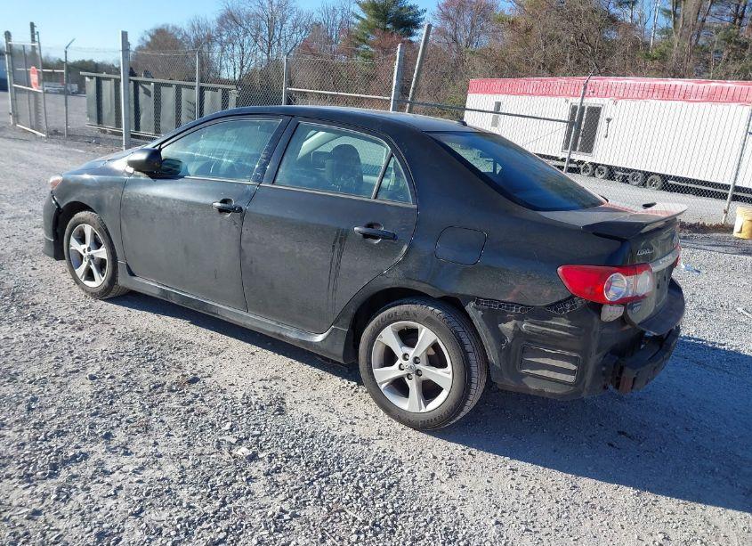 Photo 3 of 2011 Toyota Corolla S (VIN 2T1BU4EE4BC554126)