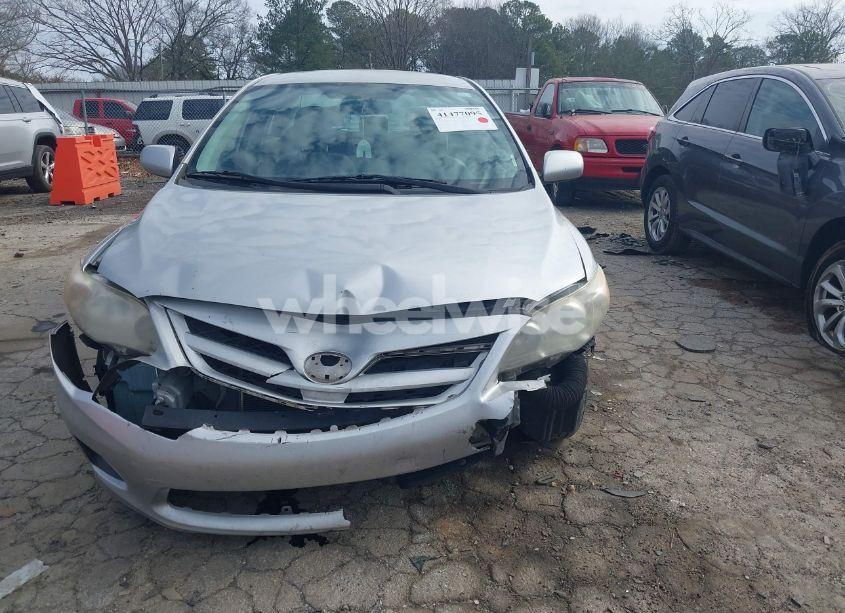 Photo 12 of 2011 Toyota Corolla LE (VIN 2T1BU4EE4BC567622)