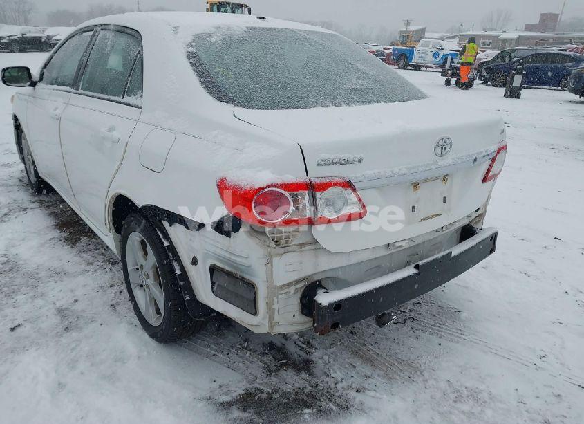 Photo 6 of 2011 Toyota Corolla LE (VIN 2T1BU4EE4BC570083)