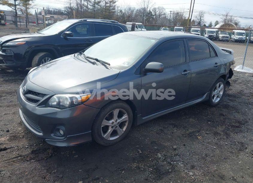 Photo 2 of 2011 Toyota Corolla S (VIN 2T1BU4EE4BC581004)