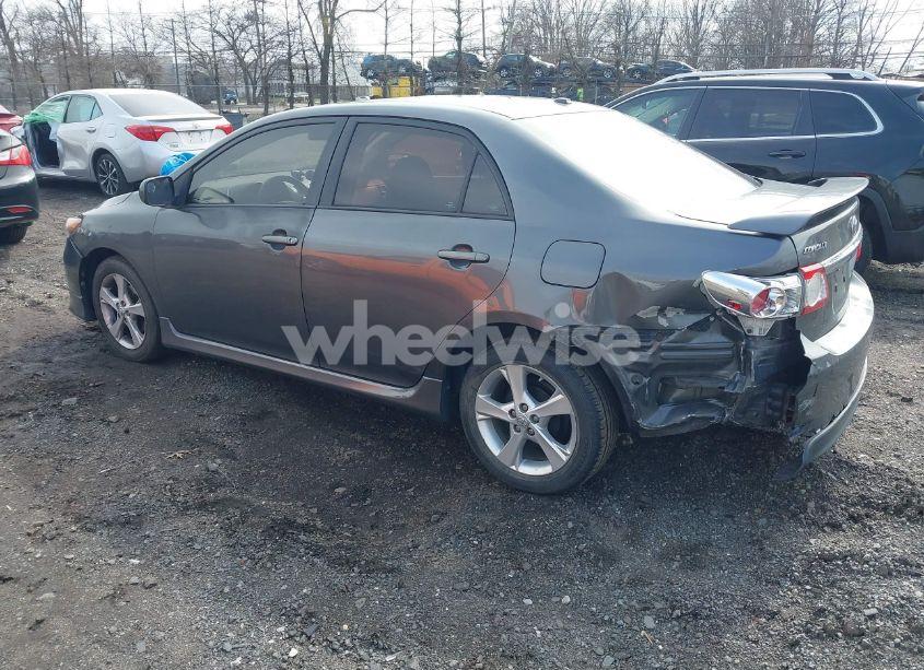 Photo 3 of 2011 Toyota Corolla S (VIN 2T1BU4EE4BC581004)