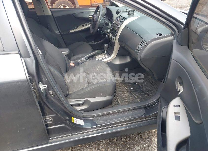 Photo 5 of 2011 Toyota Corolla S (VIN 2T1BU4EE4BC581004)