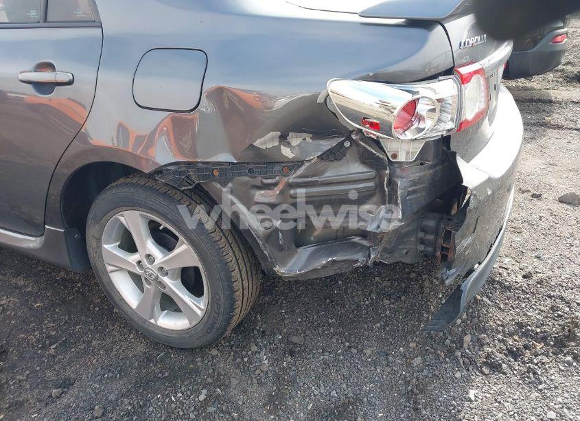 Photo 6 of 2011 Toyota Corolla S (VIN 2T1BU4EE4BC581004)