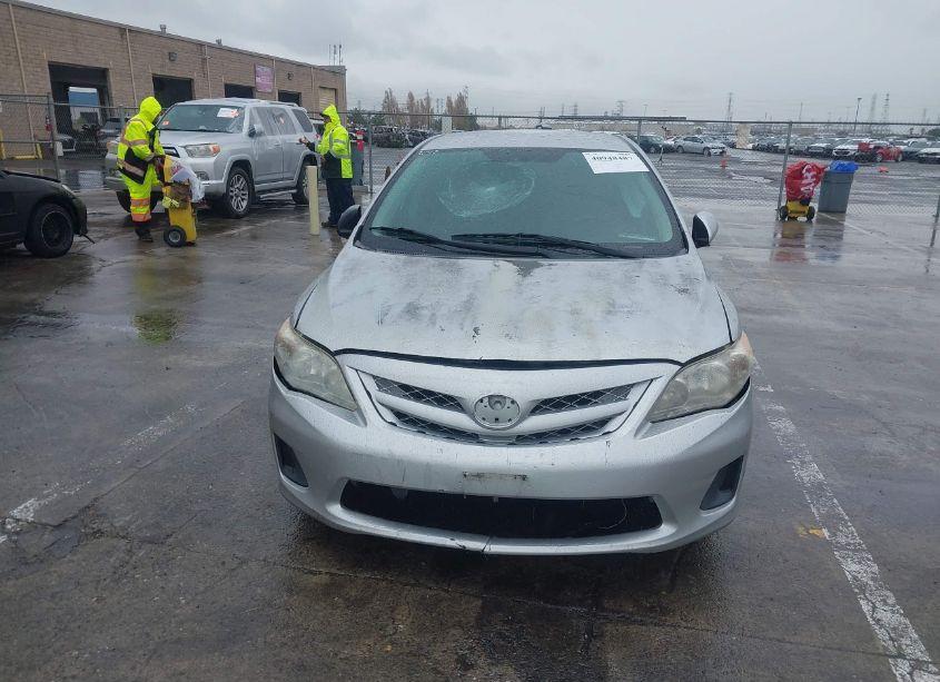 Photo 6 of 2011 Toyota Corolla LE (VIN 2T1BU4EE4BC587644)