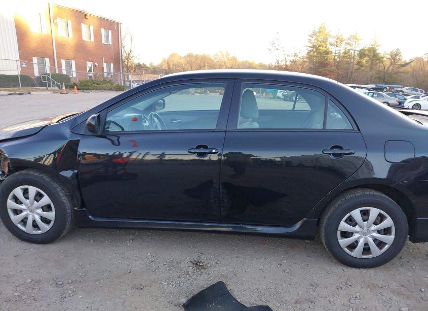 Photo 13 of 2011 Toyota Corolla S (VIN 2T1BU4EE4BC599342)