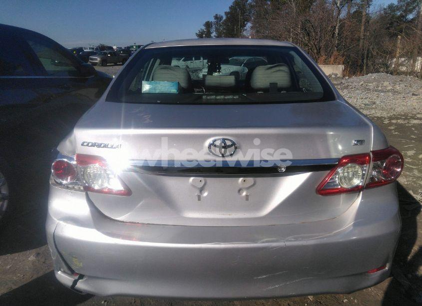Photo 15 of 2011 Toyota Corolla LE (VIN 2T1BU4EE4BC612820)