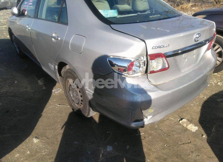 Photo 6 of 2011 Toyota Corolla LE (VIN 2T1BU4EE4BC612820)