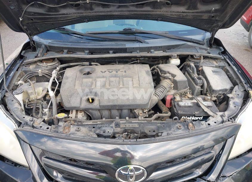 Photo 10 of 2011 Toyota Corolla LE (VIN 2T1BU4EE4BC624319)