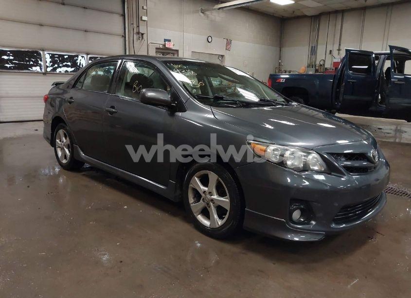 2011 Toyota Corolla S (VIN 2T1BU4EE4BC625163) main photo