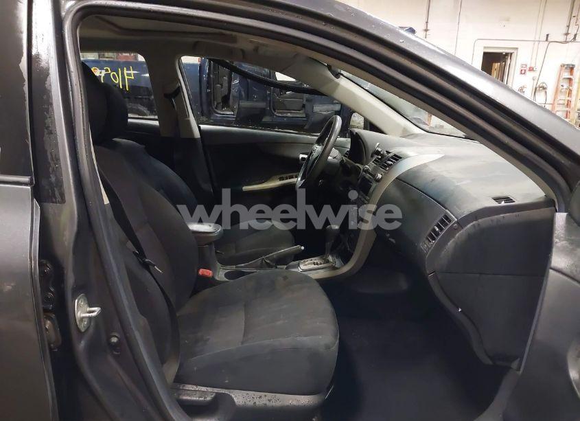 Photo 5 of 2011 Toyota Corolla S (VIN 2T1BU4EE4BC625163)