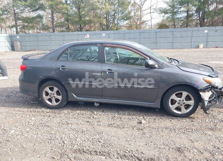 Photo 13 of 2011 Toyota Corolla S (VIN 2T1BU4EE4BC625731)