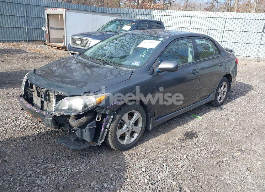 Photo 2 of 2011 Toyota Corolla S (VIN 2T1BU4EE4BC625731)