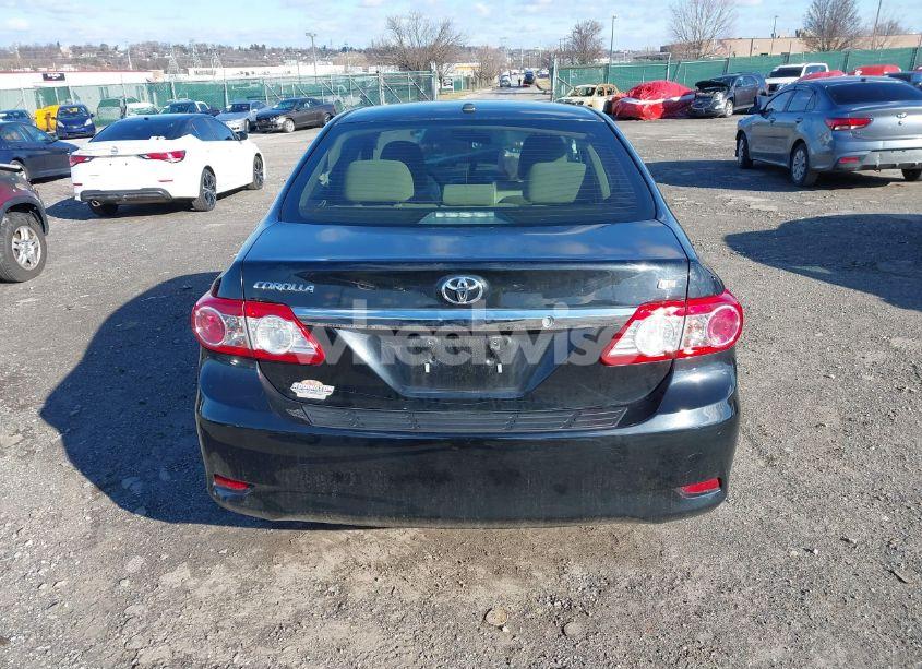 Photo 17 of 2011 Toyota Corolla LE (VIN 2T1BU4EE4BC637295)