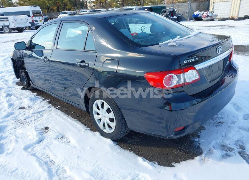 Photo 3 of 2011 Toyota Corolla LE (VIN 2T1BU4EE4BC640505)