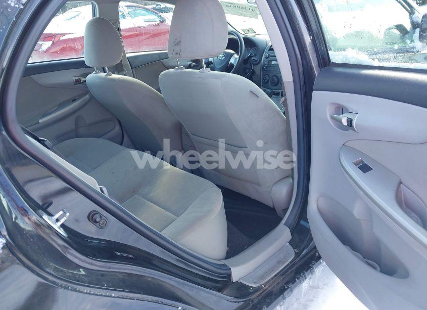 Photo 8 of 2011 Toyota Corolla LE (VIN 2T1BU4EE4BC640505)