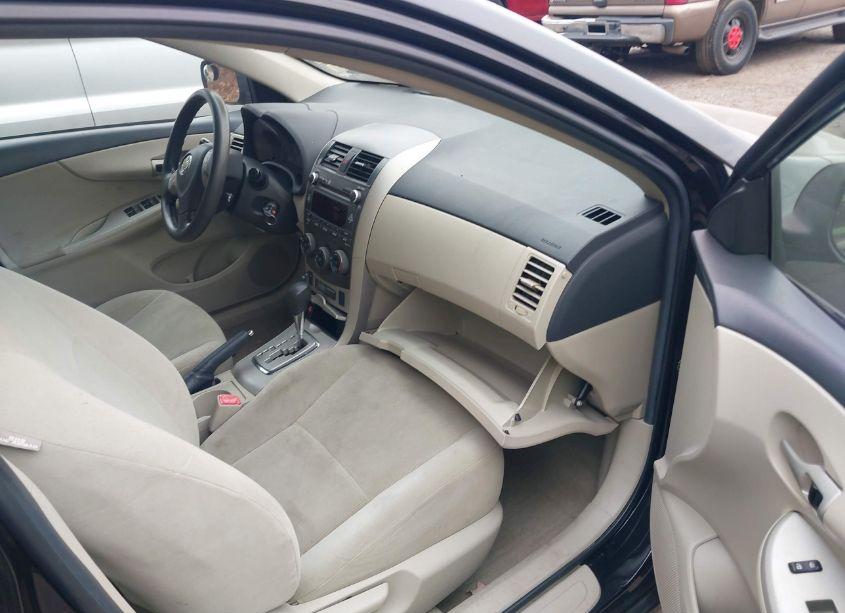 Photo 5 of 2011 Toyota Corolla LE (VIN 2T1BU4EE4BC672452)