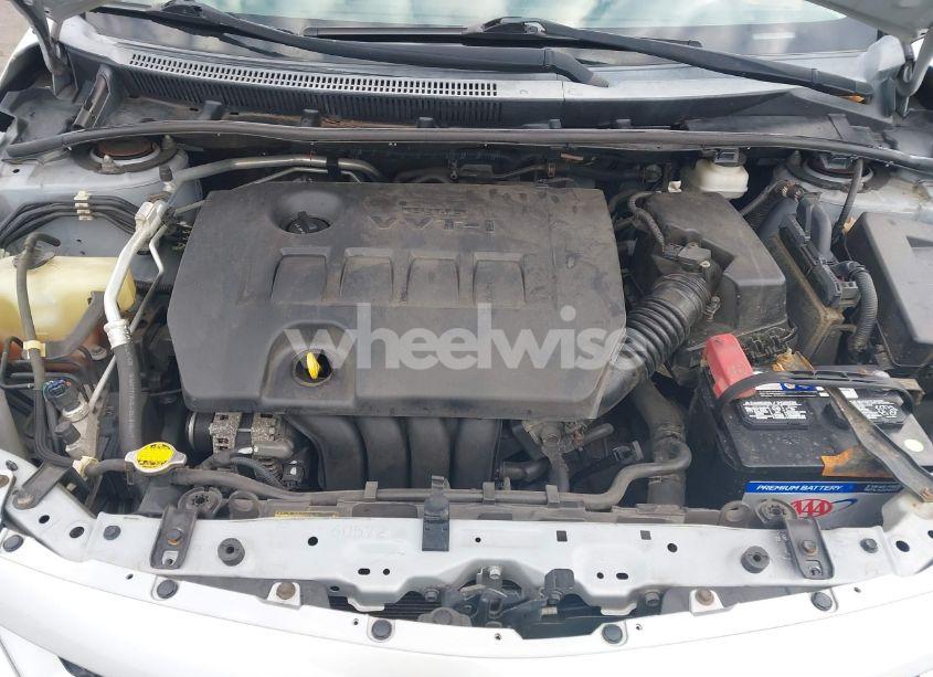 Photo 10 of 2011 Toyota Corolla LE (VIN 2T1BU4EE4BC673861)