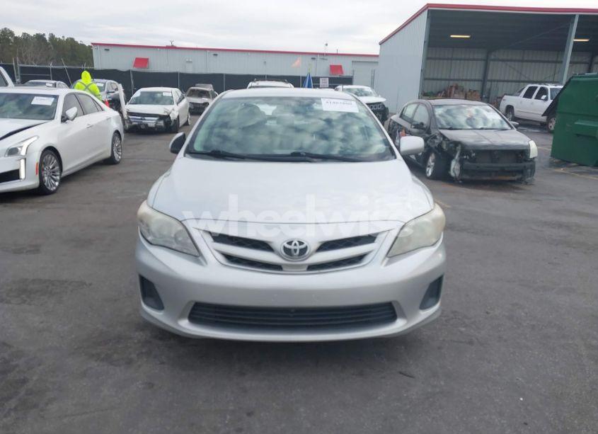 Photo 13 of 2011 Toyota Corolla LE (VIN 2T1BU4EE4BC673861)