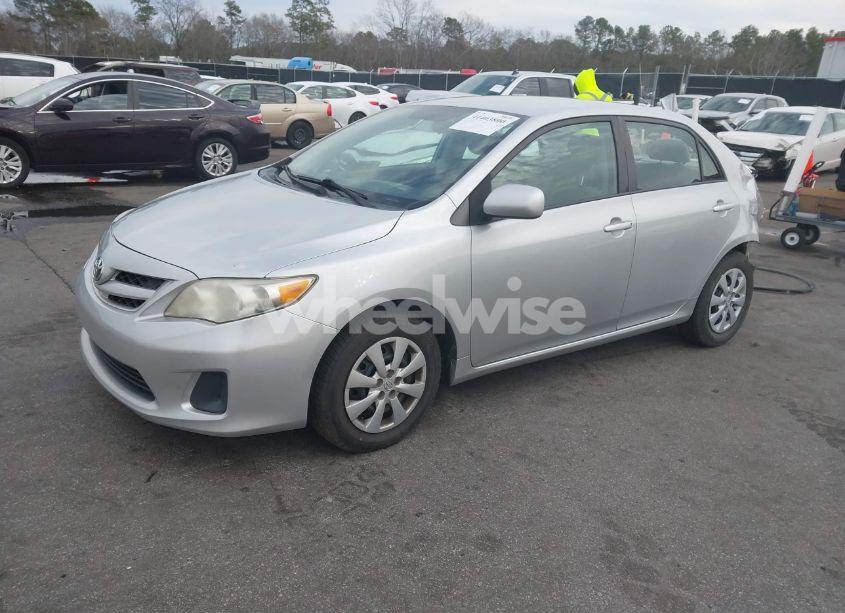 Photo 2 of 2011 Toyota Corolla LE (VIN 2T1BU4EE4BC673861)