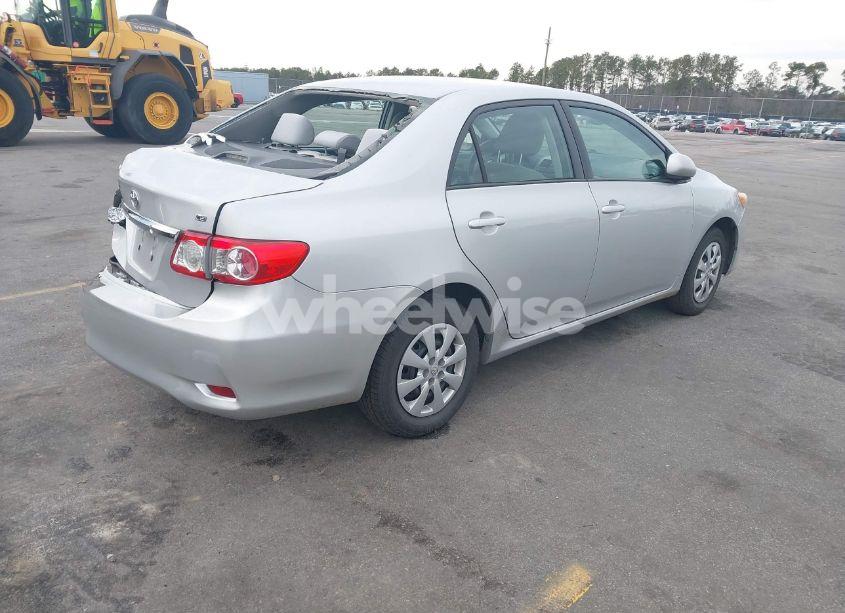 Photo 4 of 2011 Toyota Corolla LE (VIN 2T1BU4EE4BC673861)