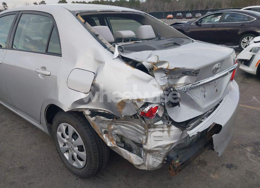Photo 6 of 2011 Toyota Corolla LE (VIN 2T1BU4EE4BC673861)