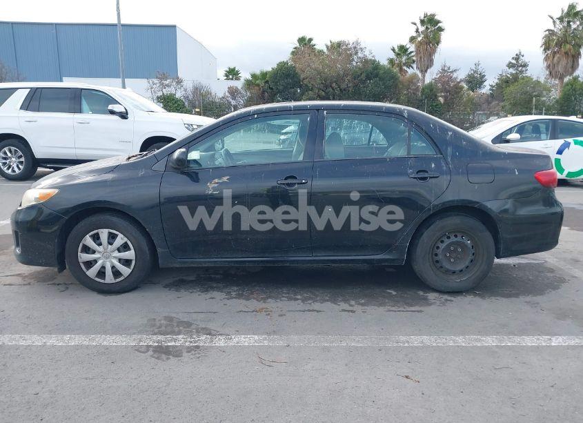 Photo 14 of 2011 Toyota Corolla LE (VIN 2T1BU4EE4BC675447)