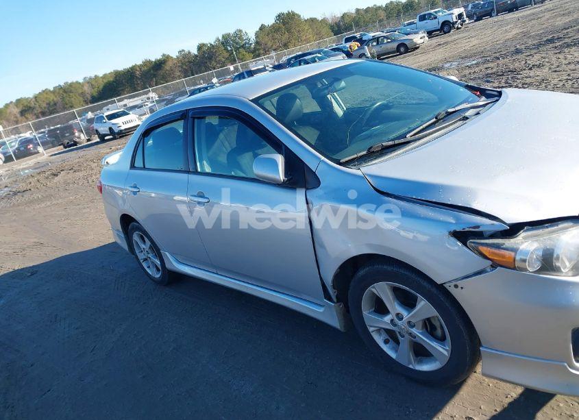 Photo 13 of 2011 Toyota Corolla S (VIN 2T1BU4EE4BC681278)
