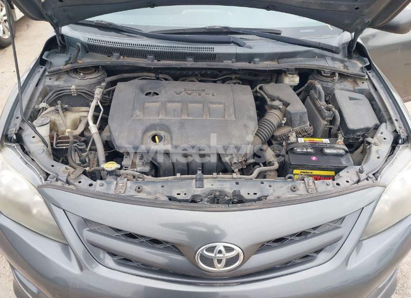 Photo 10 of 2011 Toyota Corolla S (VIN 2T1BU4EE4BC686836)
