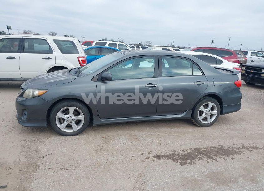 Photo 14 of 2011 Toyota Corolla S (VIN 2T1BU4EE4BC686836)