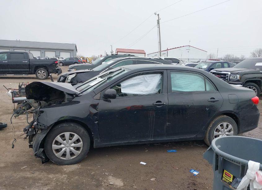 Photo 15 of 2011 Toyota Corolla LE (VIN 2T1BU4EE4BC687405)