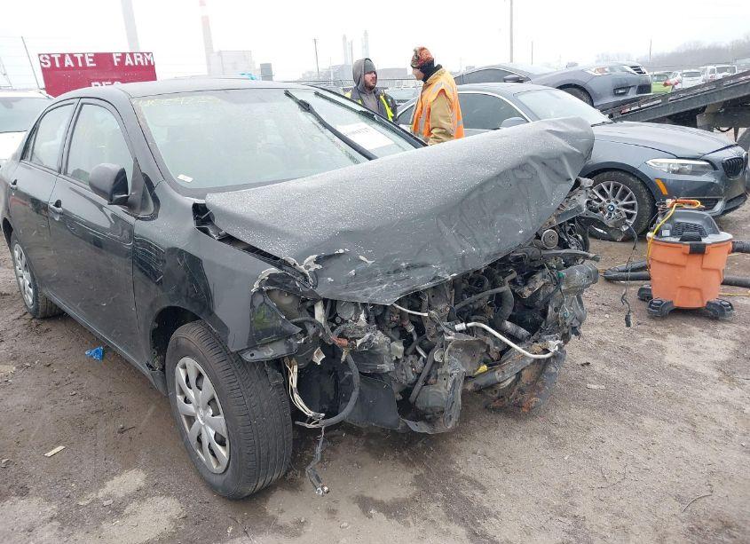 Photo 6 of 2011 Toyota Corolla LE (VIN 2T1BU4EE4BC687405)