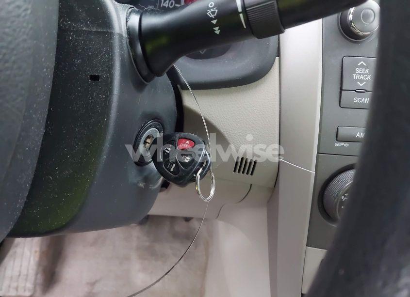 Photo 11 of 2011 Toyota Corolla LE (VIN 2T1BU4EE4BC694046)