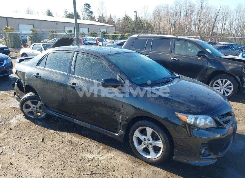 2011 Toyota Corolla S/LE (VIN 2T1BU4EE4BC714196) main photo