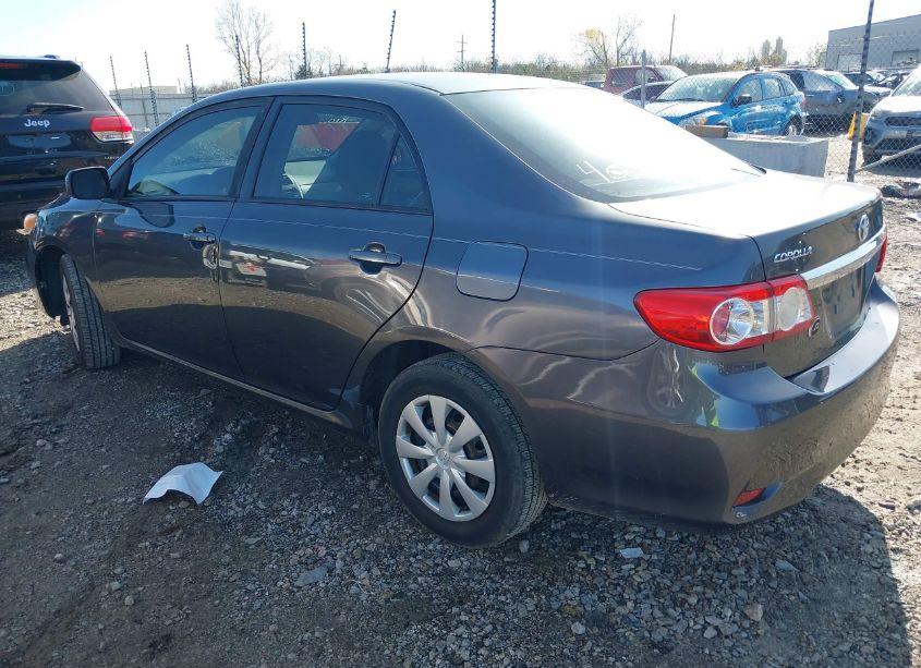 Photo 3 of 2011 Toyota Corolla LE (VIN 2T1BU4EE4BC745724)
