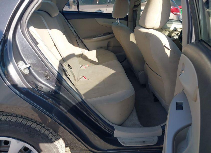 Photo 8 of 2011 Toyota Corolla LE (VIN 2T1BU4EE4BC745724)