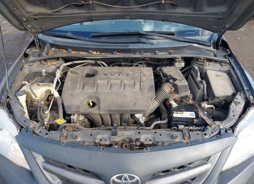 Photo 10 of 2011 Toyota Corolla LE (VIN 2T1BU4EE4BC753368)