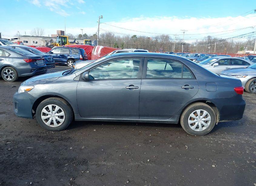 Photo 14 of 2011 Toyota Corolla LE (VIN 2T1BU4EE4BC753368)