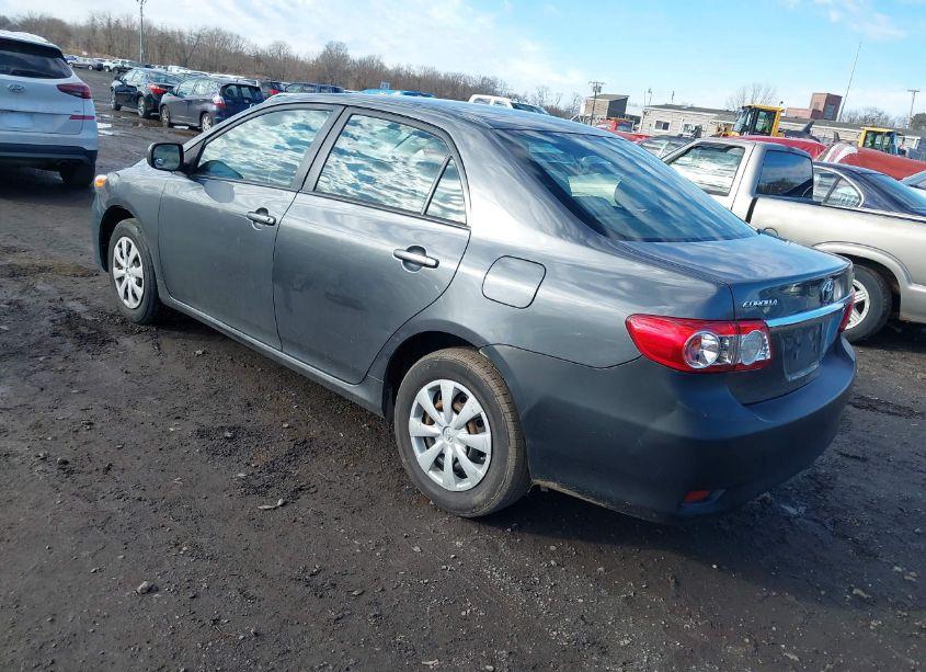 Photo 3 of 2011 Toyota Corolla LE (VIN 2T1BU4EE4BC753368)