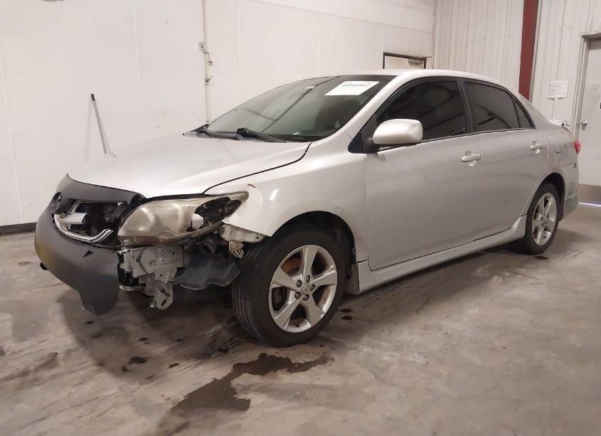 Photo 2 of 2012 Toyota Corolla S (VIN 2T1BU4EE4CC806636)