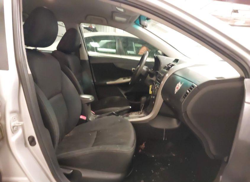 Photo 5 of 2012 Toyota Corolla S (VIN 2T1BU4EE4CC806636)