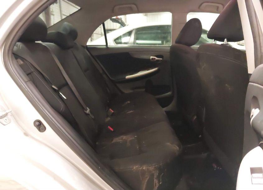 Photo 8 of 2012 Toyota Corolla S (VIN 2T1BU4EE4CC806636)